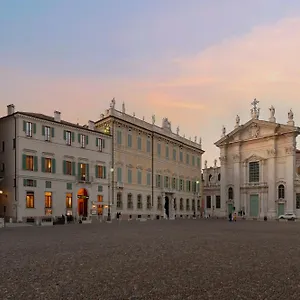 4* Hotel Cà Uberti Palace
